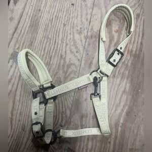 LeMieux Essence Halter